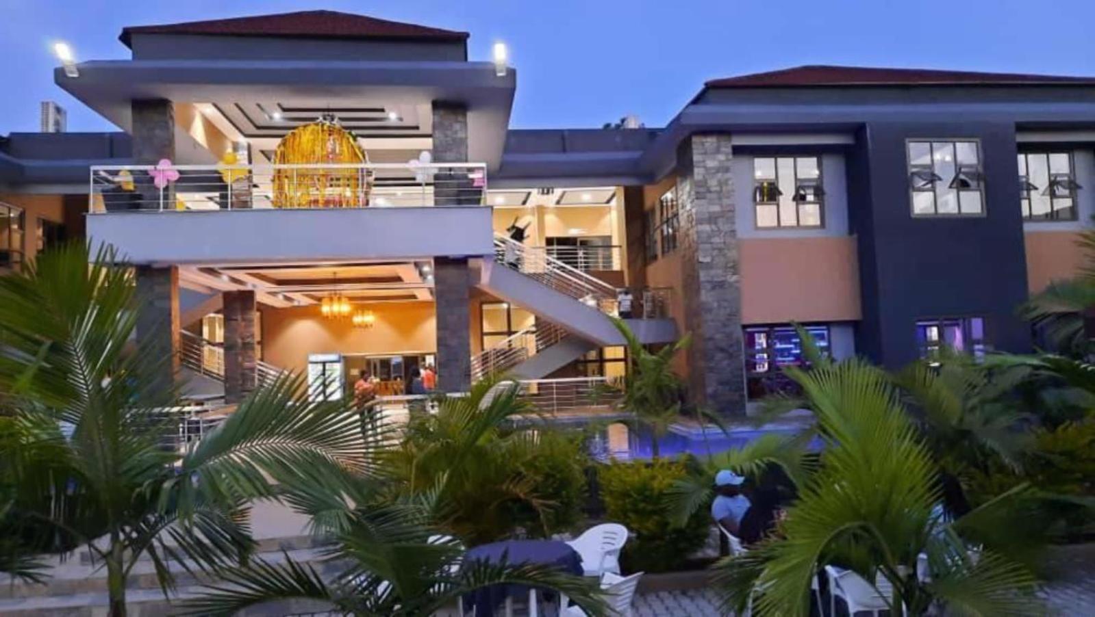 Palm Kalash Hotel Lusaka Eksteriør billede